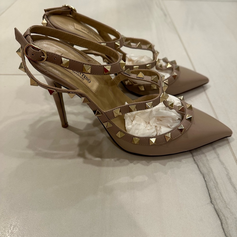Authentic Valentino Nude Patent Rockstud Caged Pump Sz 39 - Picture 8 of 9